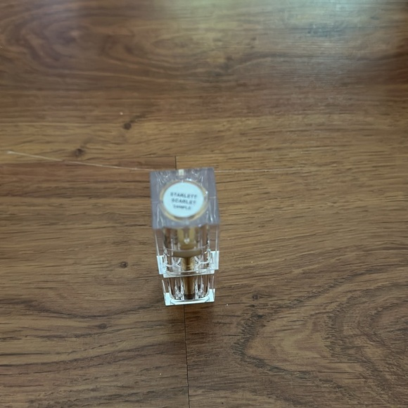 MAC Cosmetics x Charlotte Olympia lipstick in Starlette Scarlett- rare & limited - Picture 4 of 4